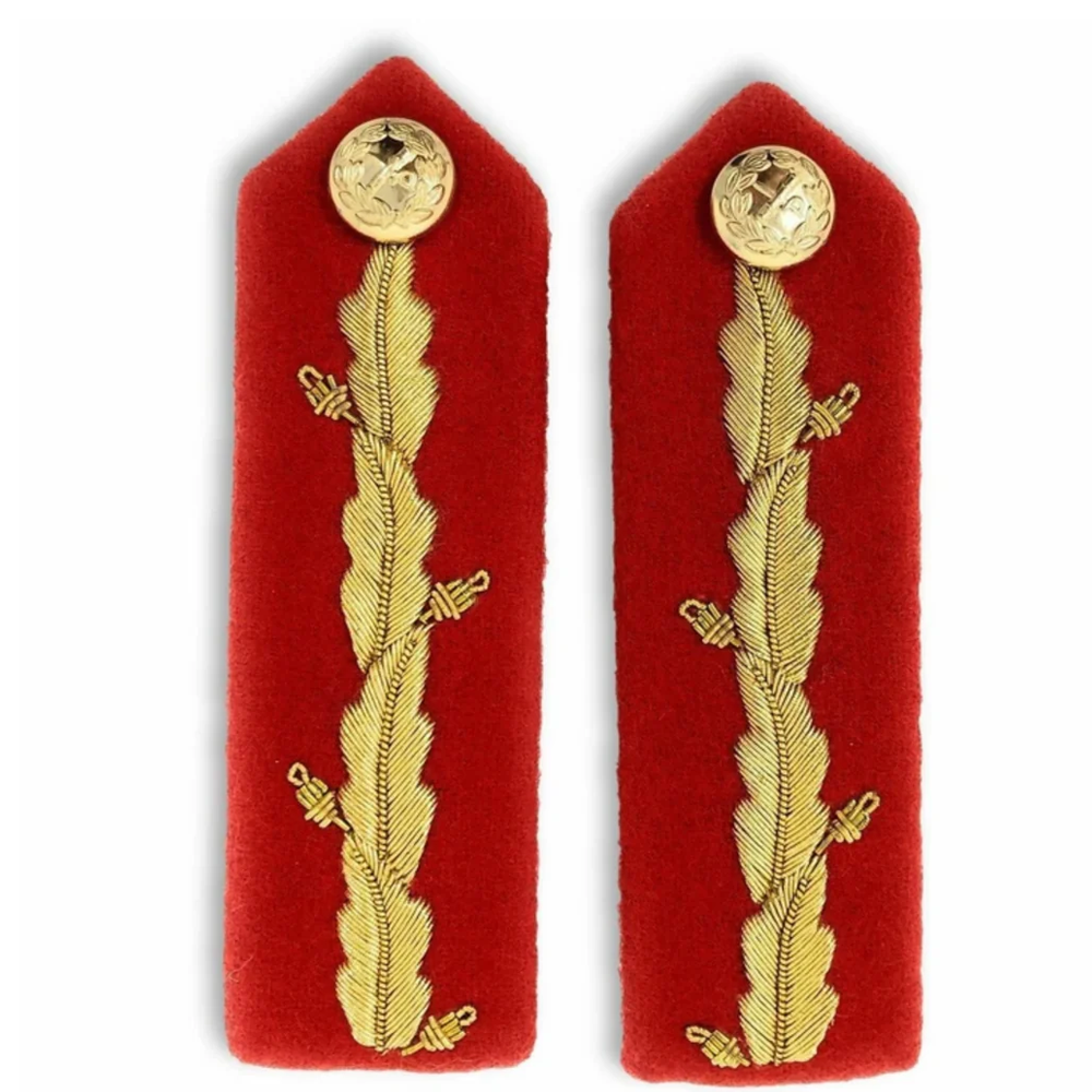 https://www.raabmagroups.com/products/military-uniform-accessories/gorgets/r-g-0002
