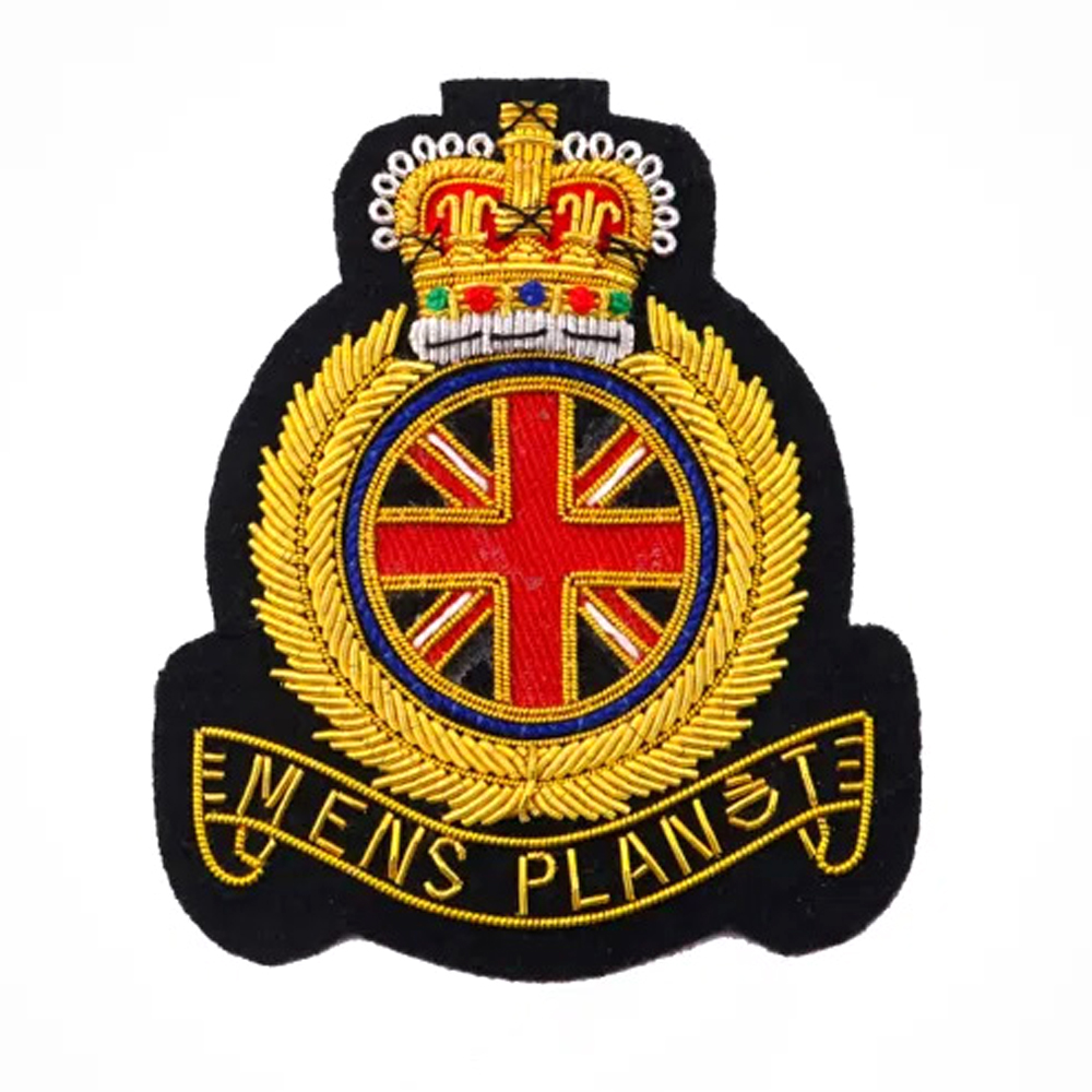 https://www.raabmagroups.com/products/hand-embroidery/cuff-1/ri-bc-0003